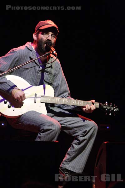 EELS - 2008-02-18 - PARIS - Le Bataclan - Mark Oliver Everett